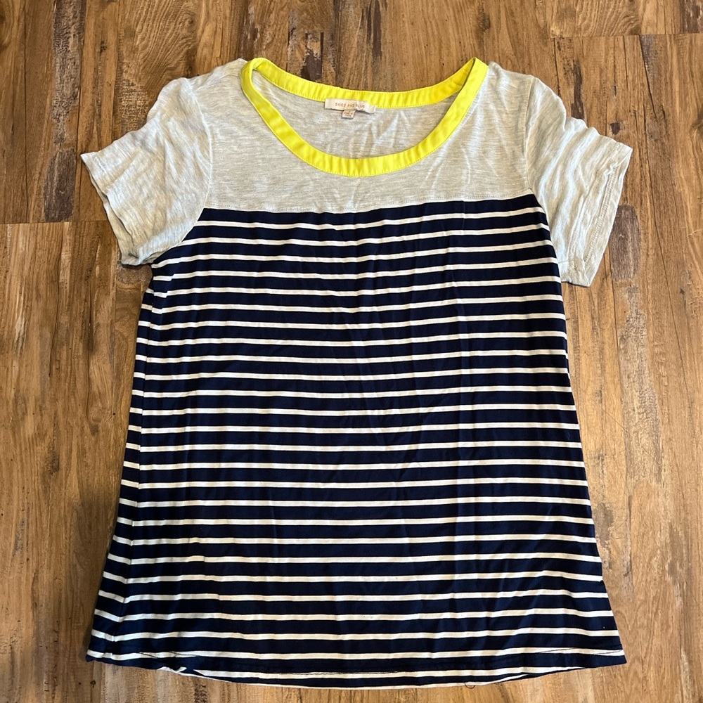 Skies Are Blue top, size S